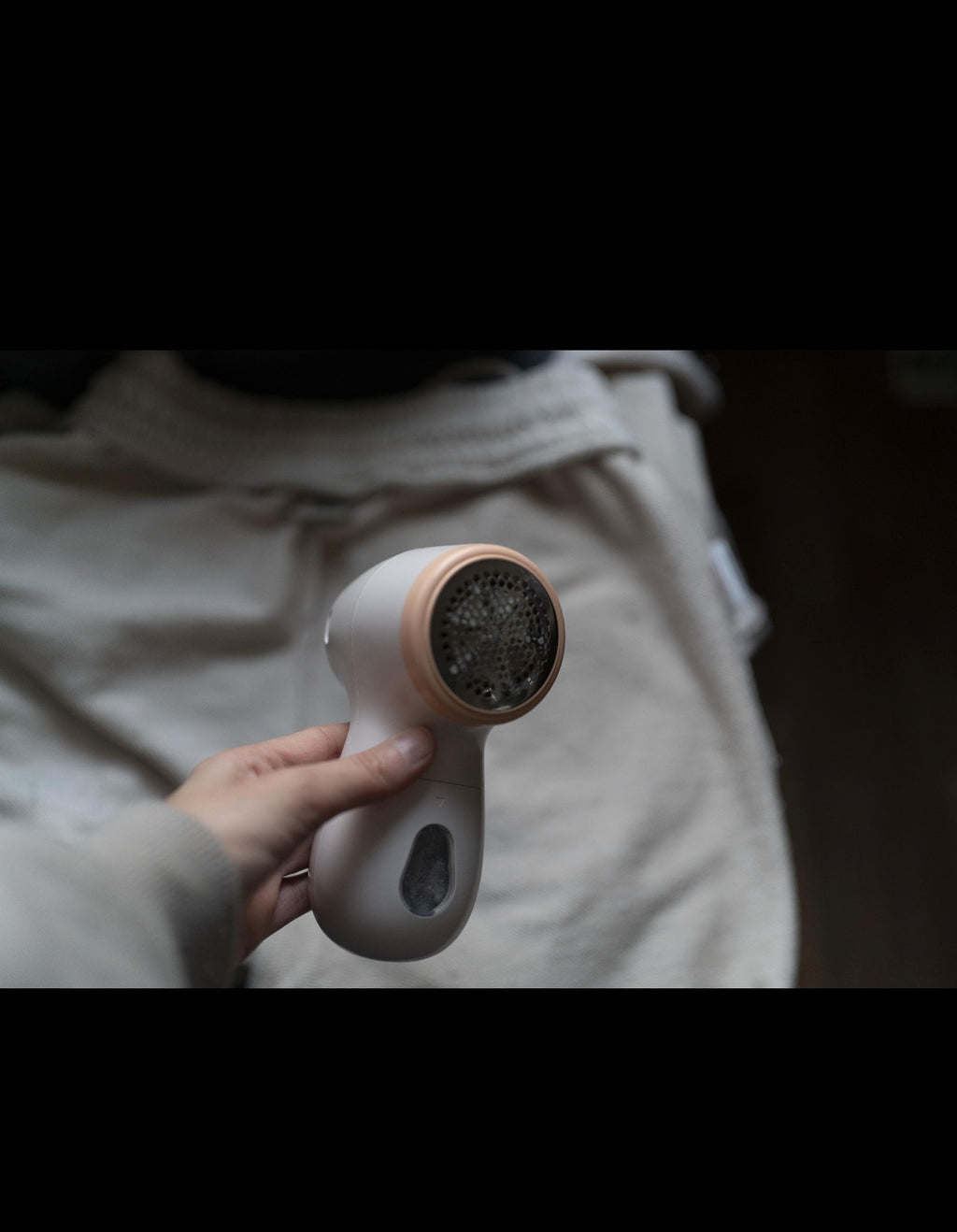 Electric Lint Remover – Restore Your Clothes Instantly